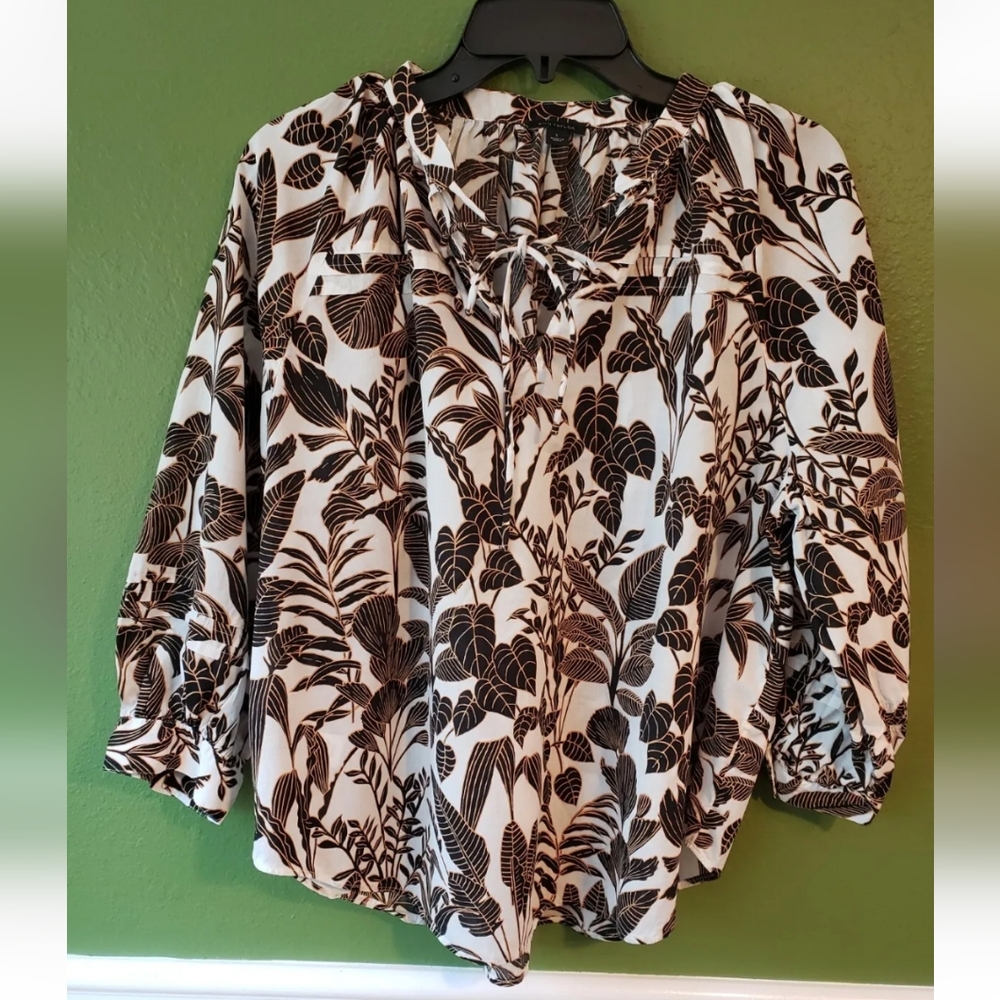 Ann Taylor pesant top